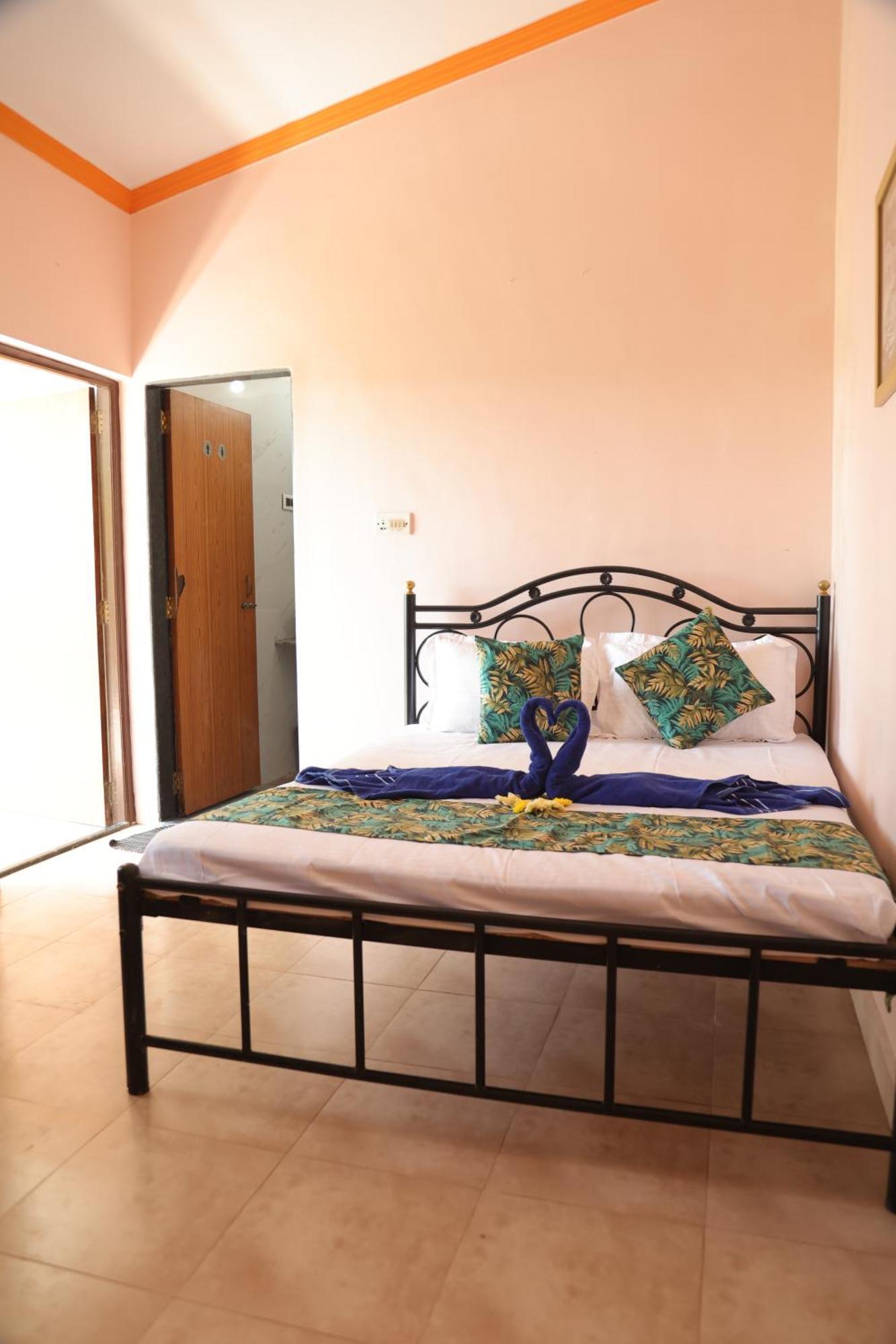 Bbn Serviced Apartment Calangute Exteriör bild